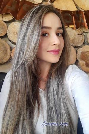 221699 - Lizeth Age: 31 - Colombia