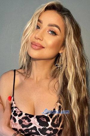 223504 - Nataliia Age: 36 - Ukraine